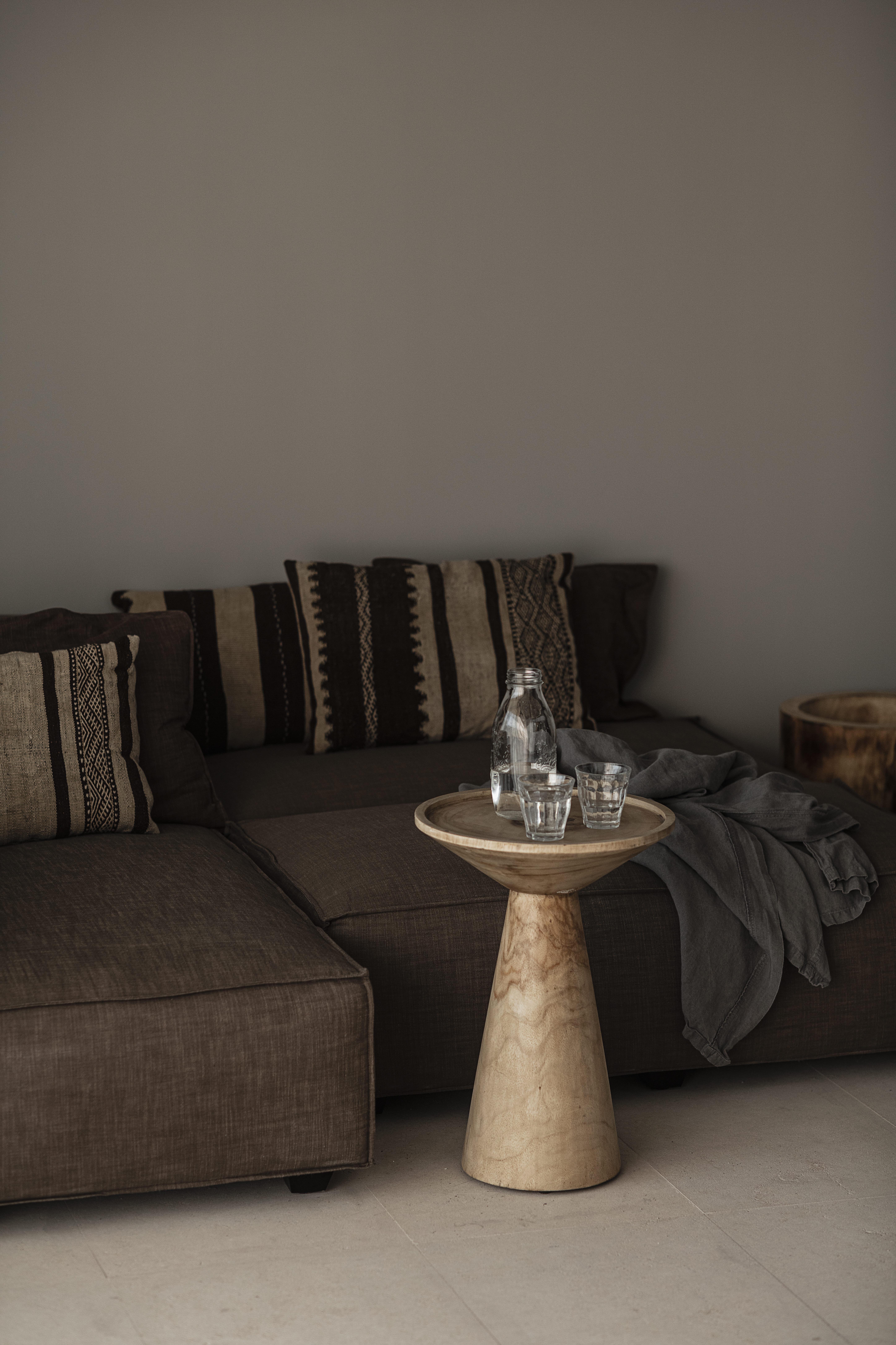 Hotel Oku Ibiza (Adults Only) Sant Antoni de Portmany Esterno foto A wooden stool