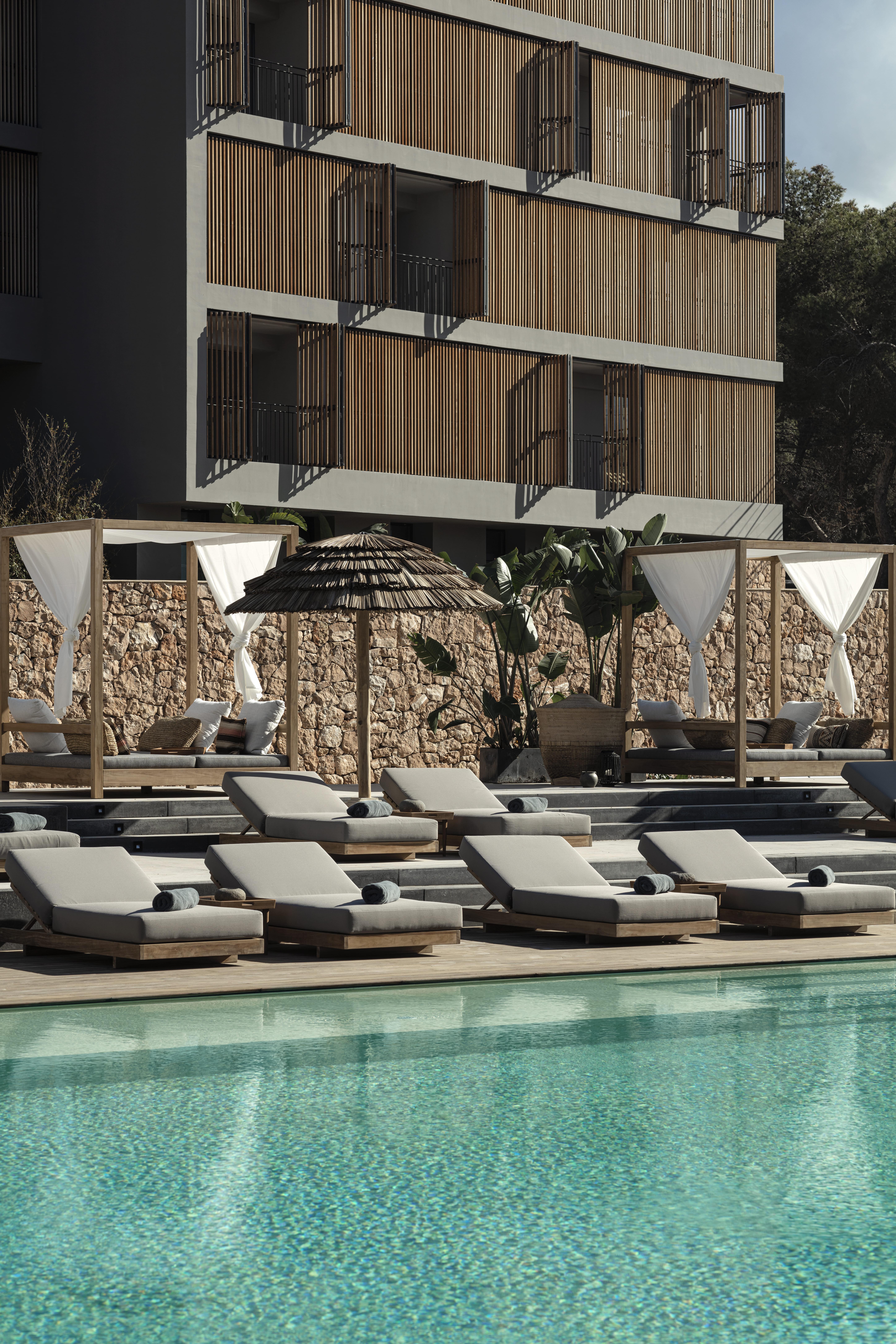 Hotel Oku Ibiza (Adults Only) Sant Antoni de Portmany Esterno foto The pool at the Mykonos Villa