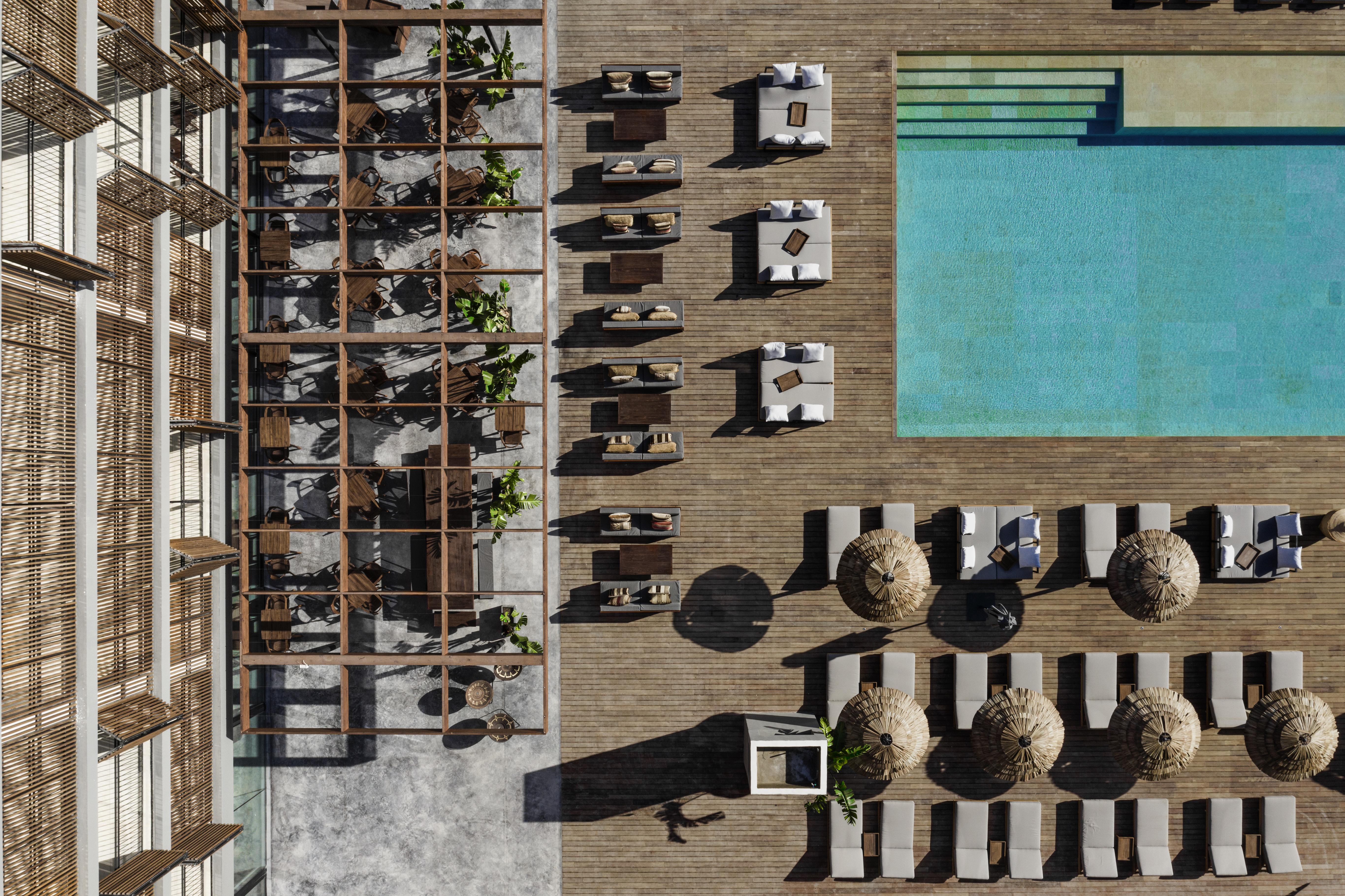 Hotel Oku Ibiza (Adults Only) Sant Antoni de Portmany Esterno foto The pool at the hotel