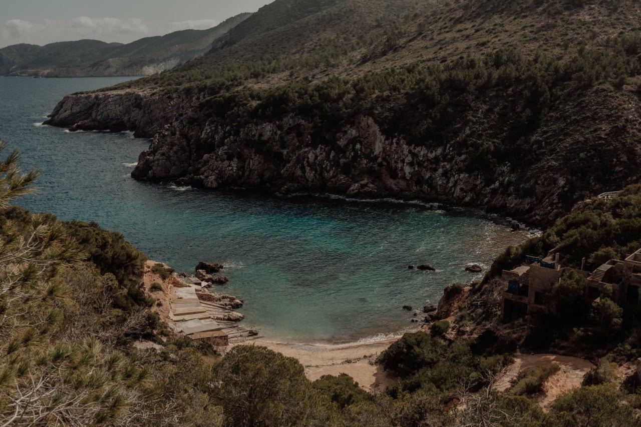 Hotel Oku Ibiza (Adults Only) Sant Antoni de Portmany Esterno foto The bay of Agia Marina